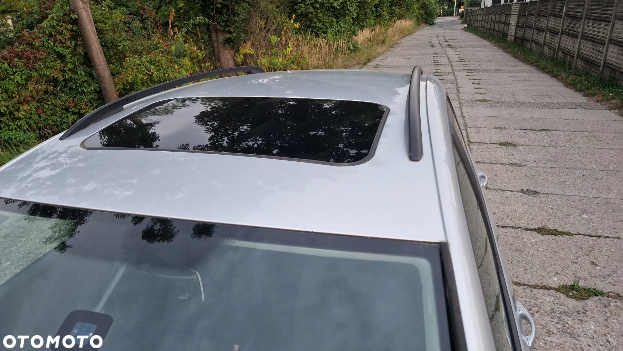 Volkswagen Golf Plus 2.0 TDI Comfortline - 31