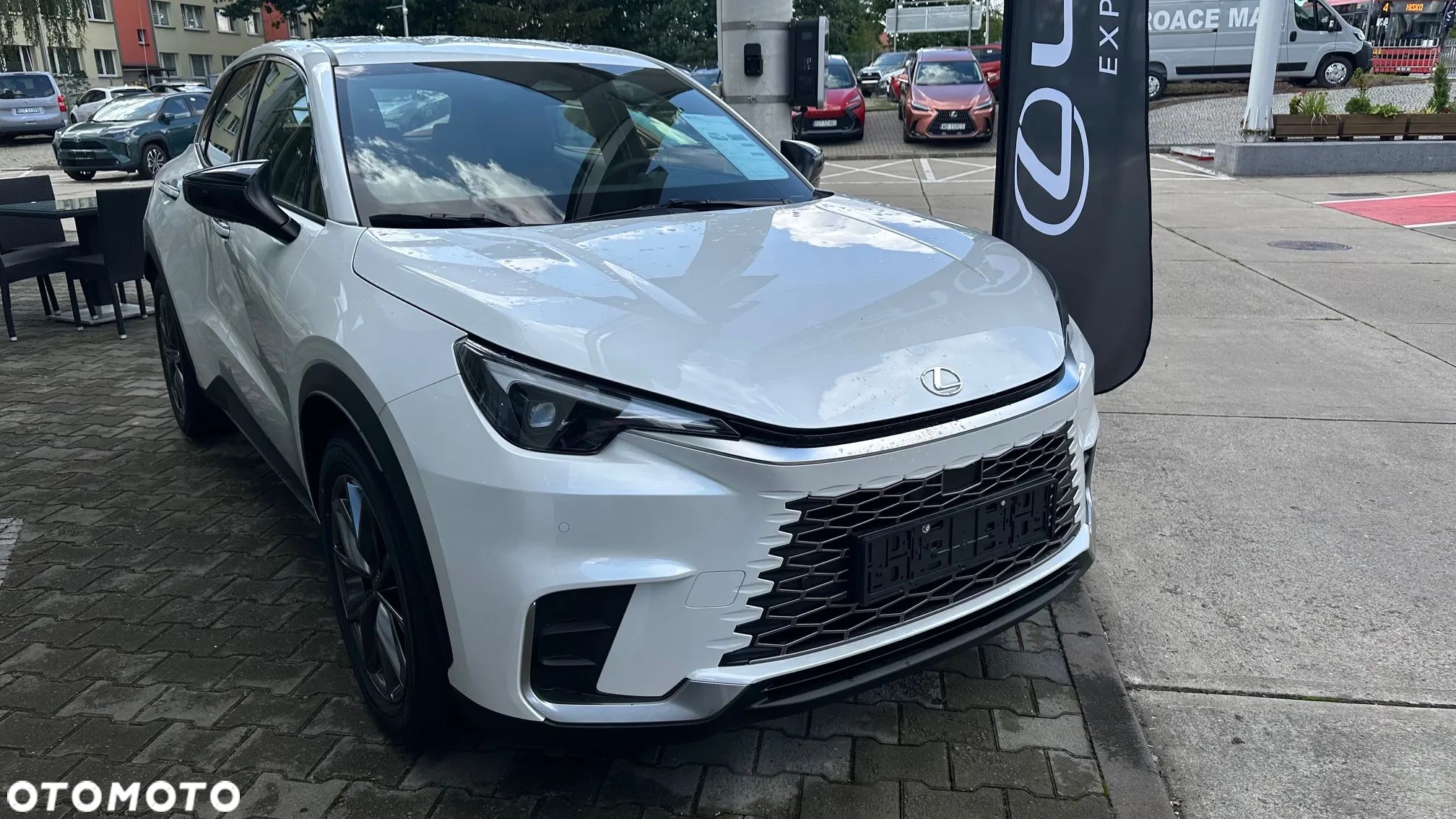 Lexus LBX 1.5 Hybrid Elegant - 1
