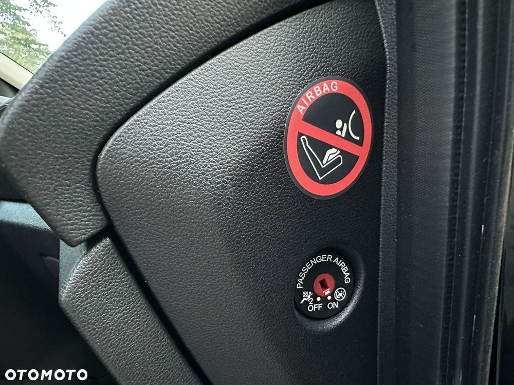 Ford B-MAX - 36