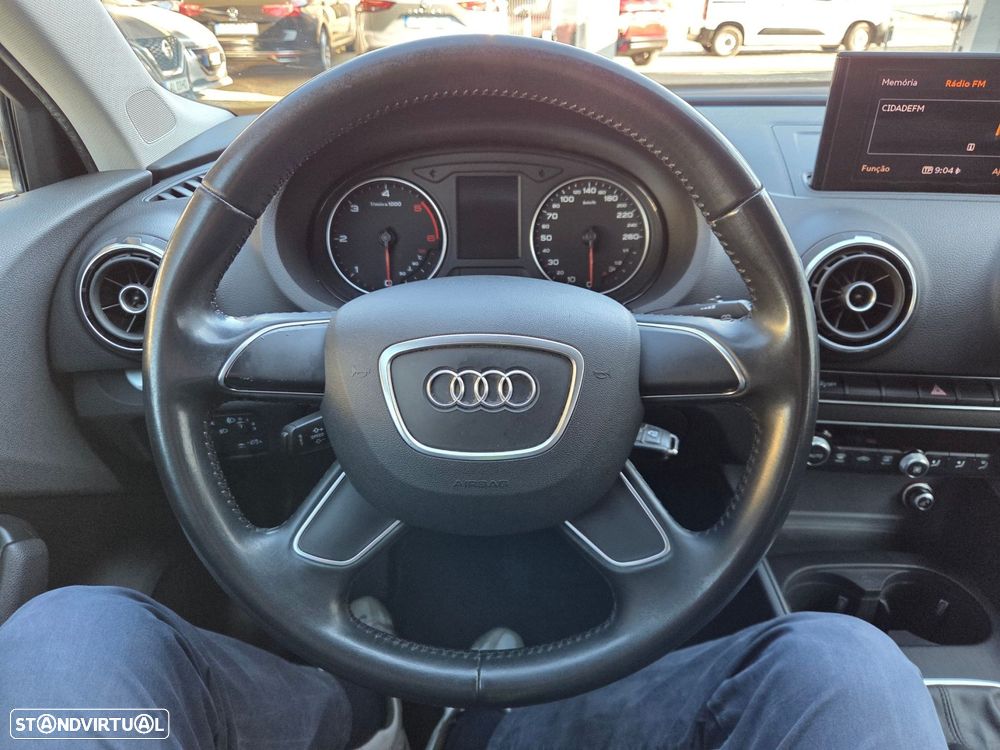 Audi A3 Limousine 1.6 TDI Attraction - 16