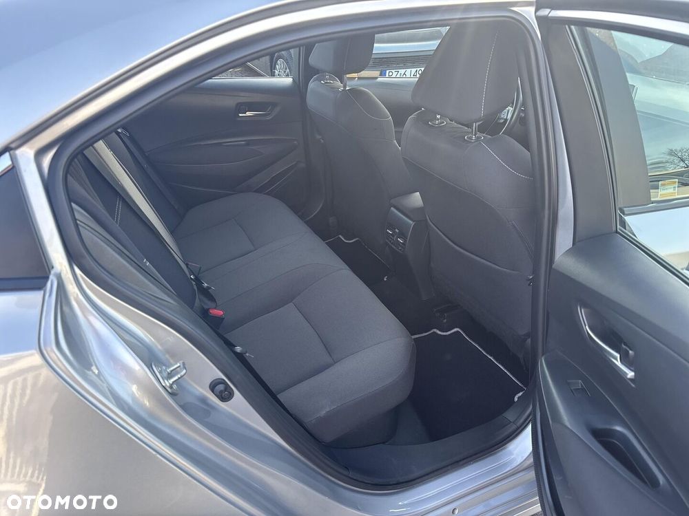 Toyota Corolla 1.8 Hybrid Comfort - 13