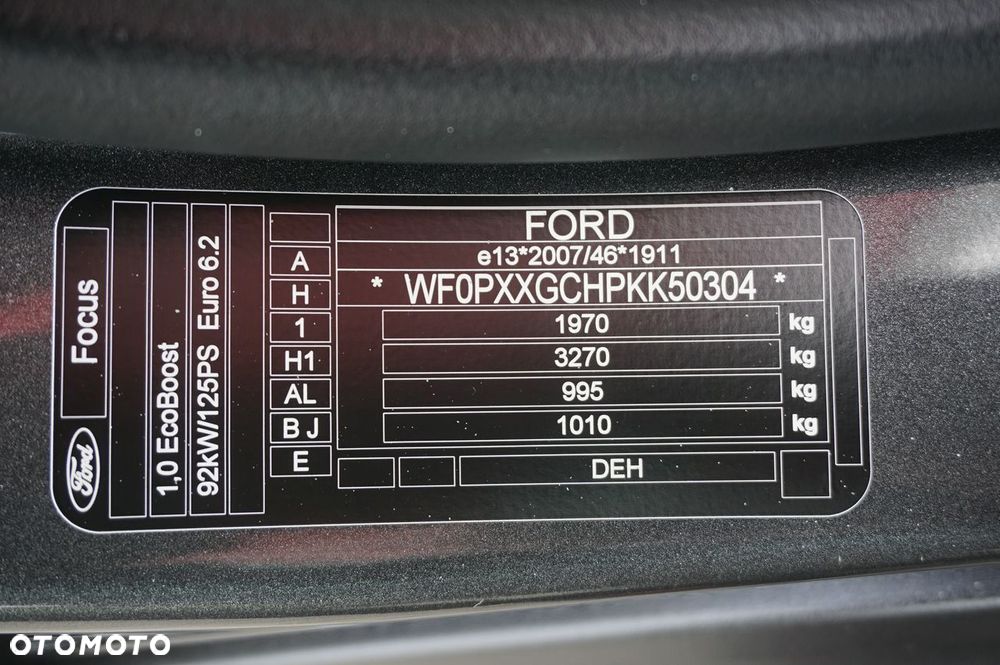 Ford Focus 1.0 EcoBoost Titanium - 32