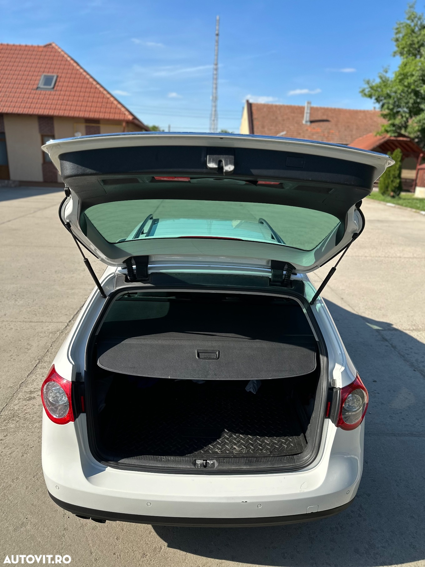 Volkswagen Passat 2.0TDI Comfortline DPF DSG - 5