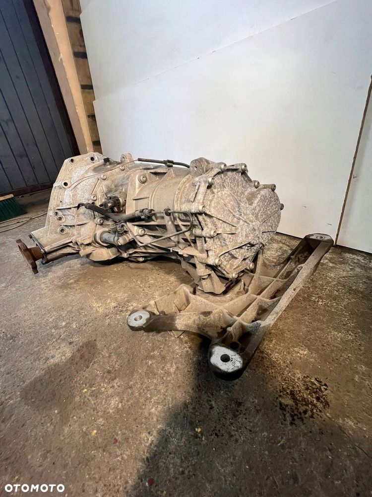 Audi A5 8T 8F 2010 Manualna 6-biegowa skrzynia biegów LLS A4 B8 KOMPLETNA - 7