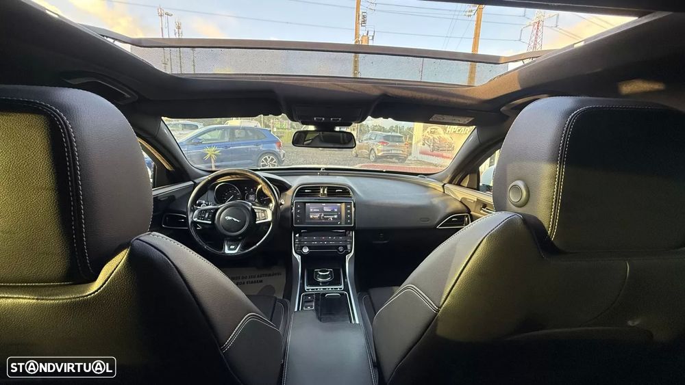 Jaguar XE 2.0 D R-Sport Aut. - 21