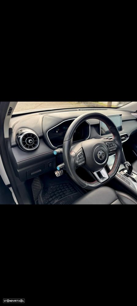 MG EHS 1.5 T-GDI Plug-in Hybrid Luxury - 12