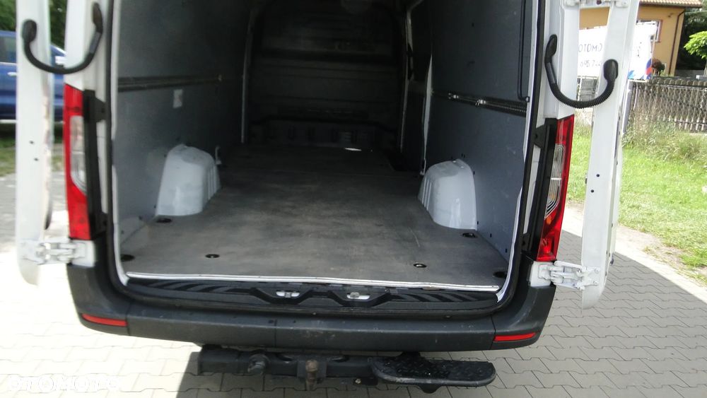 Mercedes-Benz SPRINTER - 9