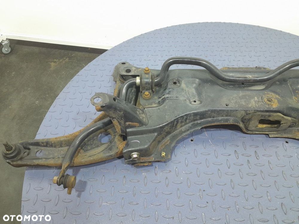 TOYOTA YARIS II LIFT 1.4 90 KM TRAWERS WÓZEK SANKI - 3