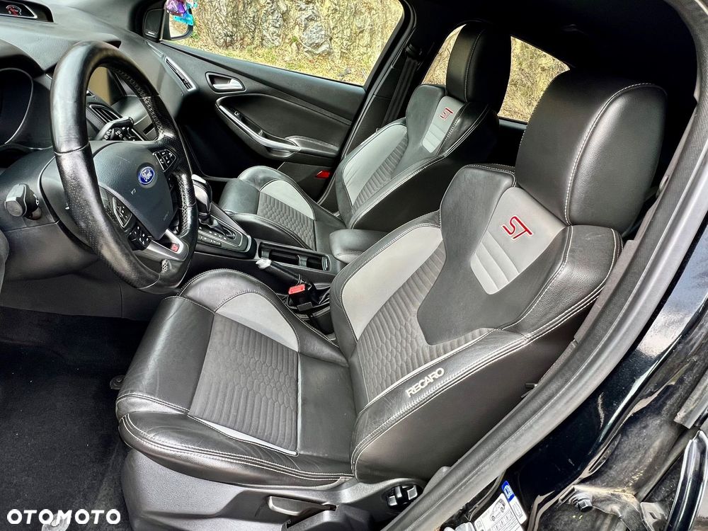 Ford Focus 2.0 TDCi ST-2 PowerShift - 9