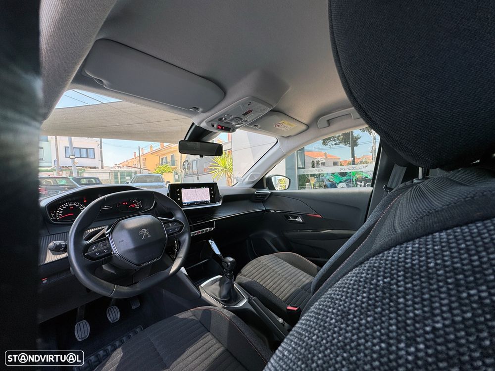 Peugeot 208 1.2 PureTech Active - 5