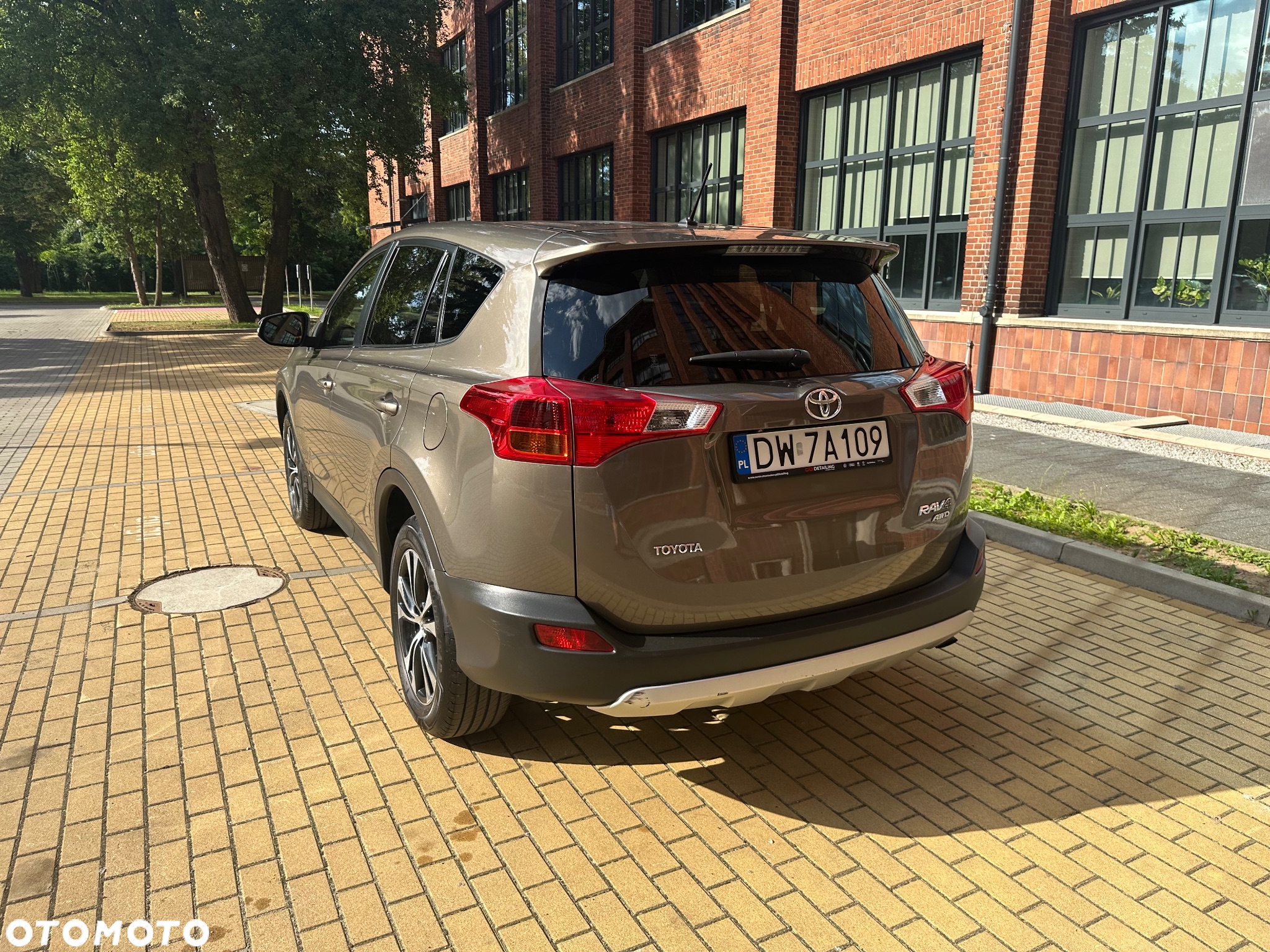 Toyota RAV4 - 6