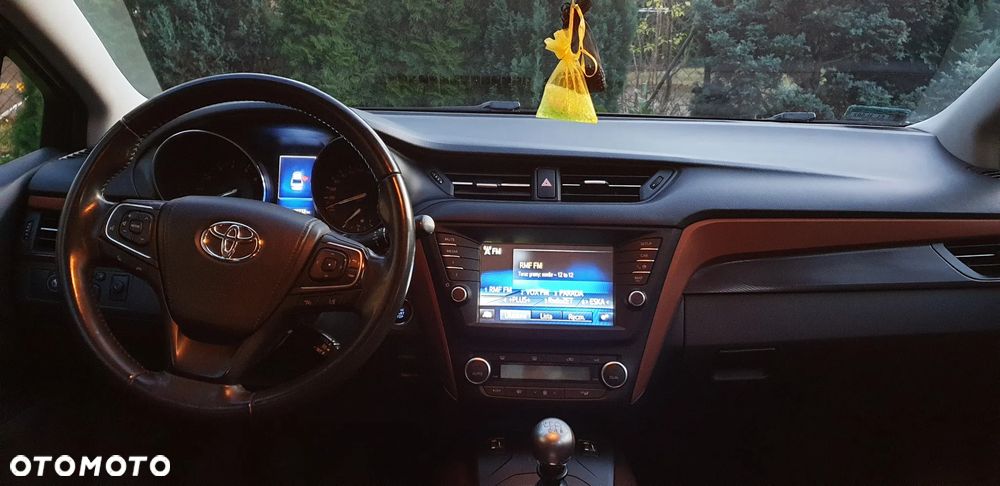 Toyota Avensis 1.8 Prestige - 14