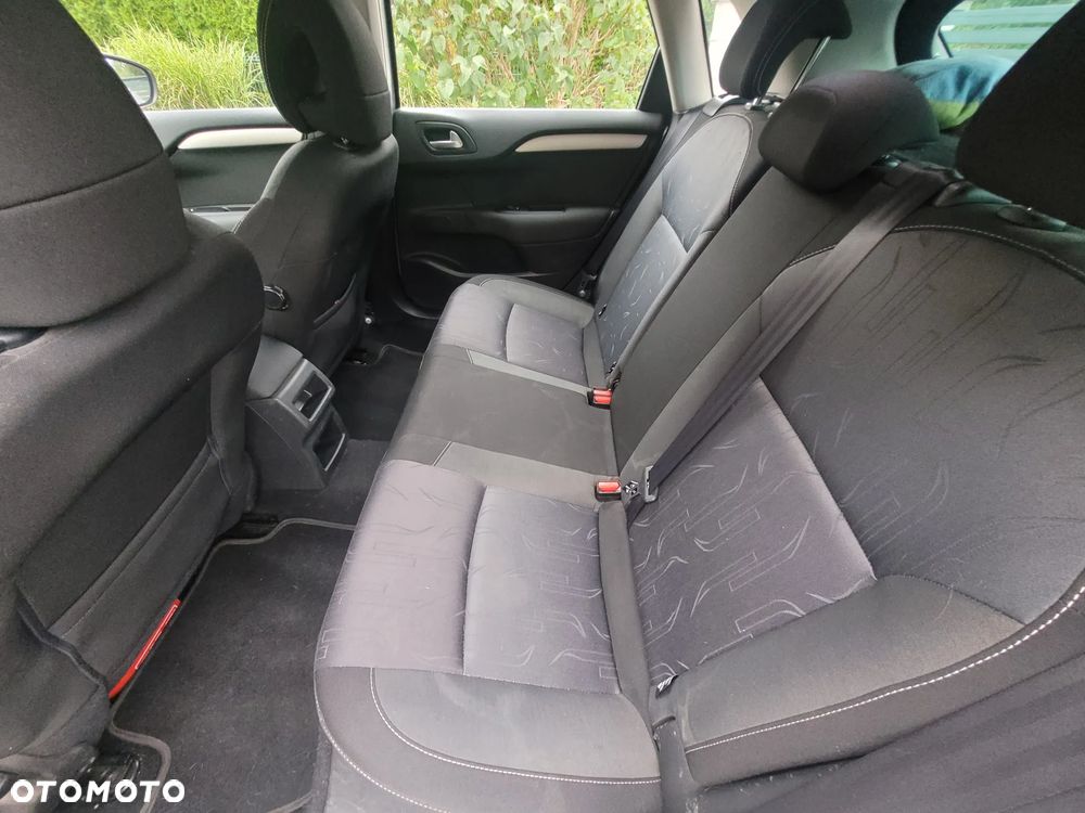 Citroën C4 HDi 90 Attraction - 5
