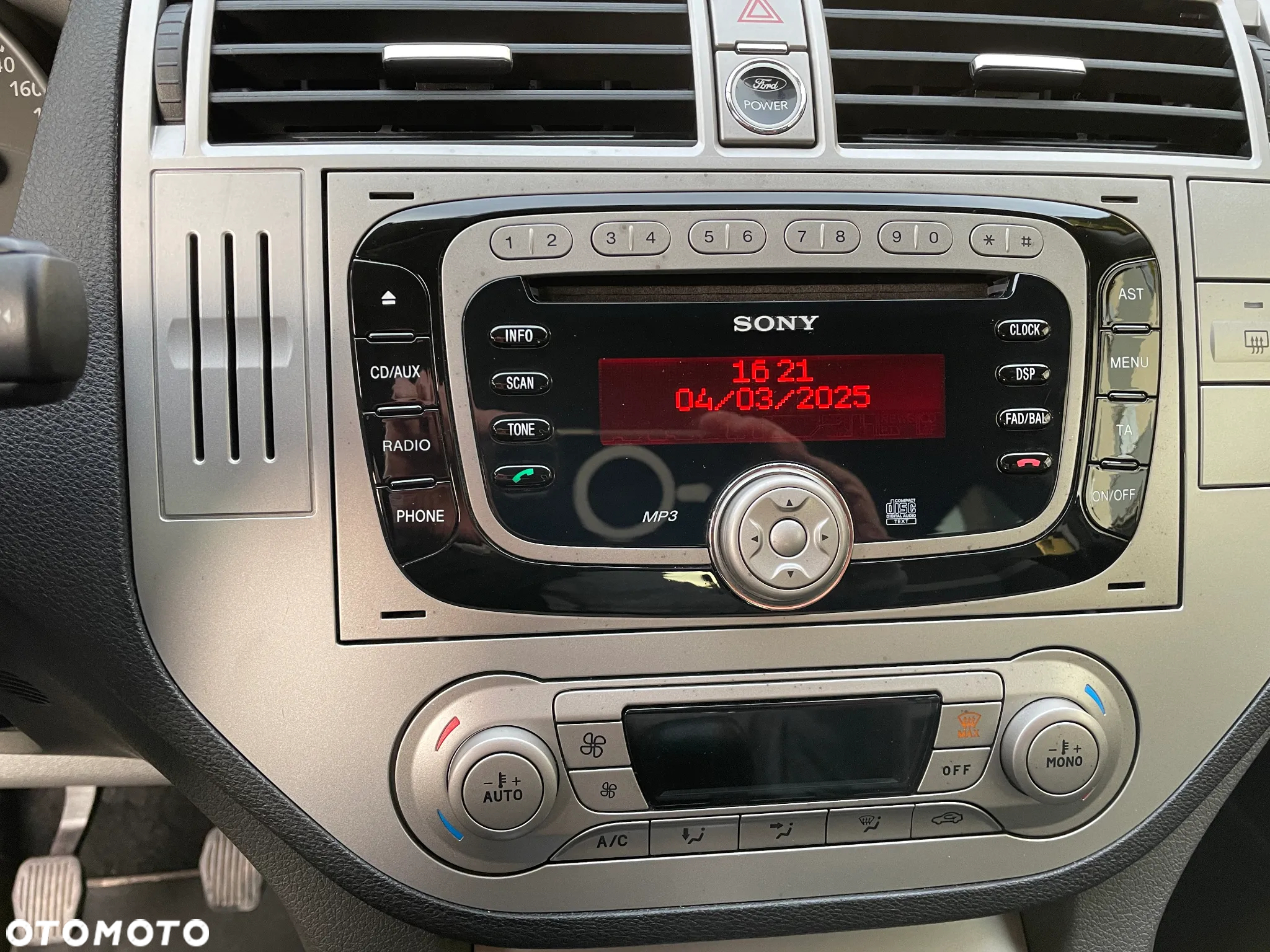 Ford Kuga 2.0 TDCi 2x4 Trend - 21