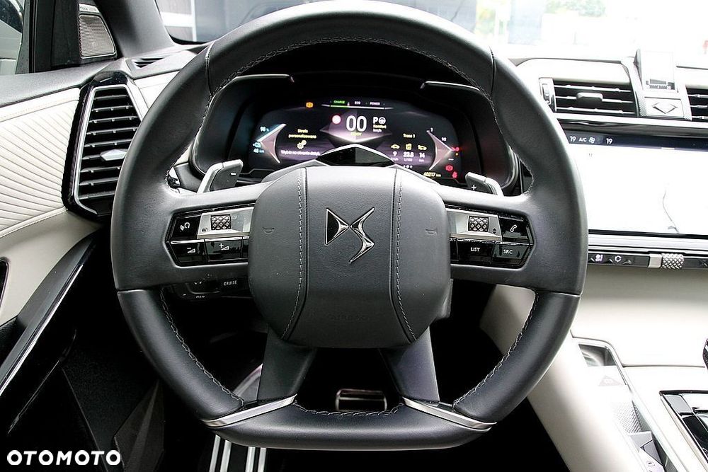 DS Automobiles DS 7 Crossback - 31