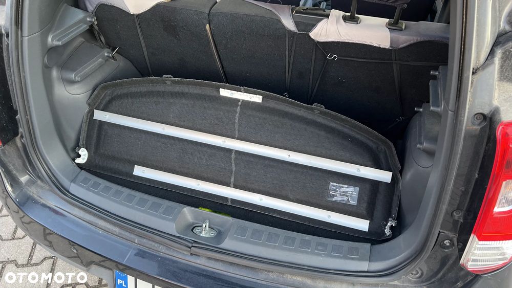 Mitsubishi Colt - 13