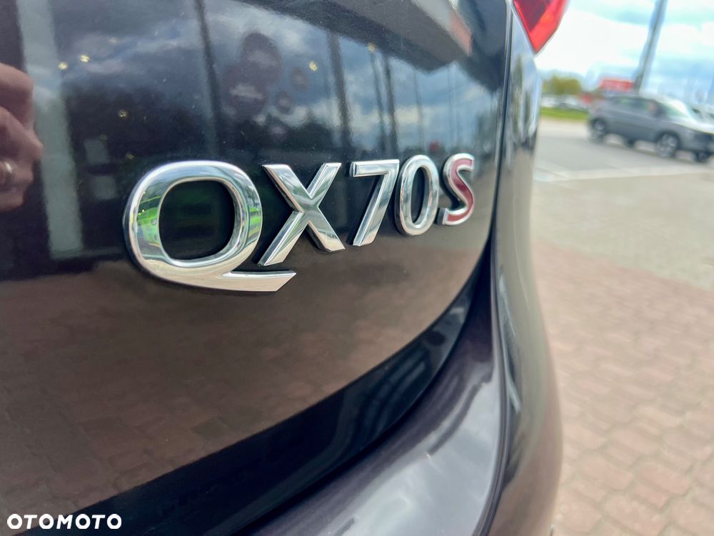 Infiniti Q70 3.0d S Premium - 11