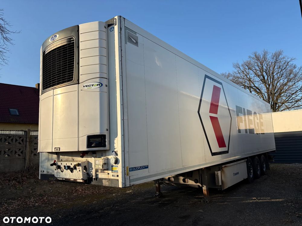 Krone CHŁODNIA DOPPELSTOCK, CARRIER 1550 - 1