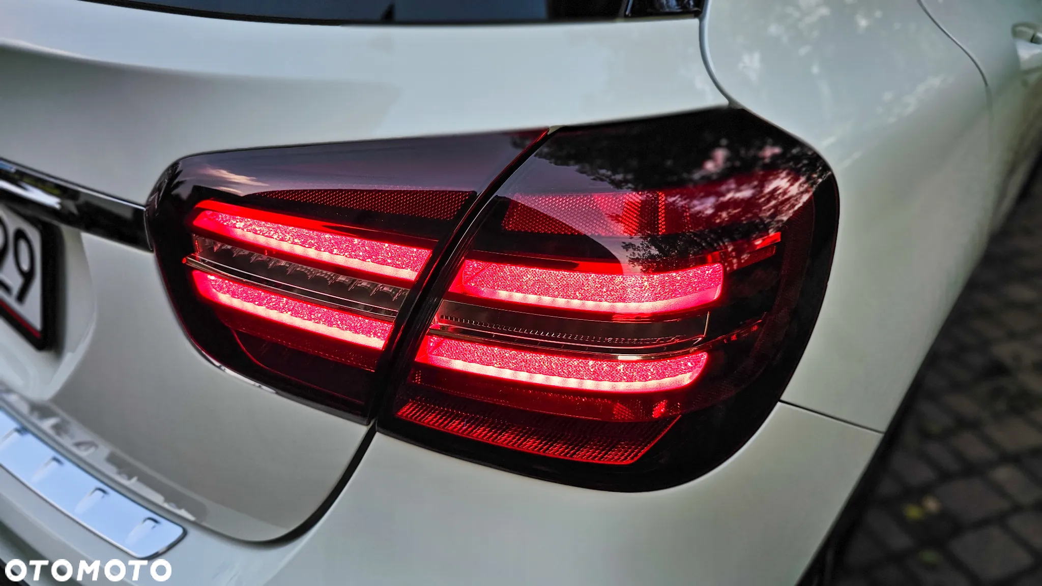 Mercedes-Benz GLA 200 d 7G-DCT AMG Line - 6