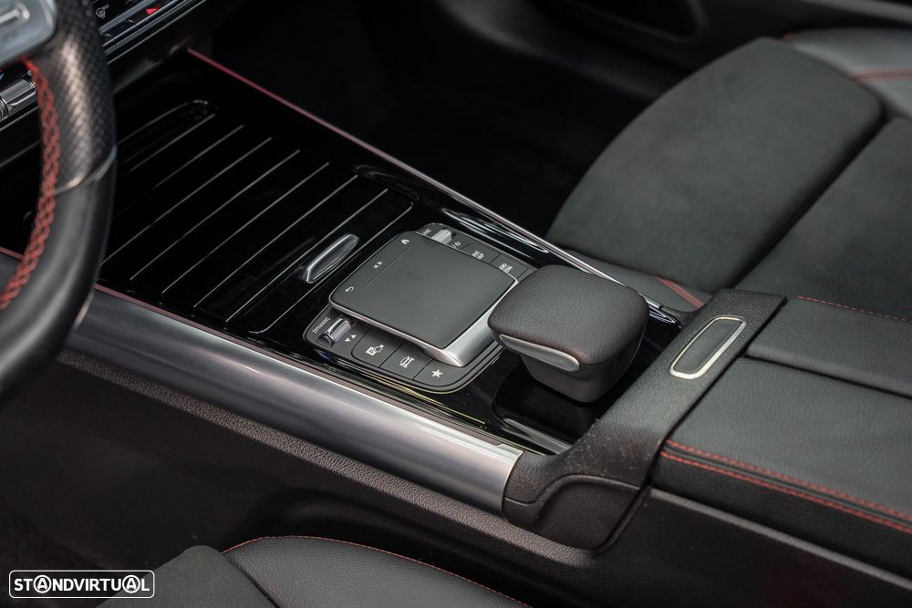 Mercedes-Benz GLA 250 e 8G-DCT AMG Line - 22