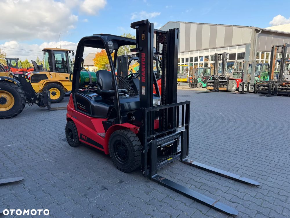 Manitou MI25G - 8
