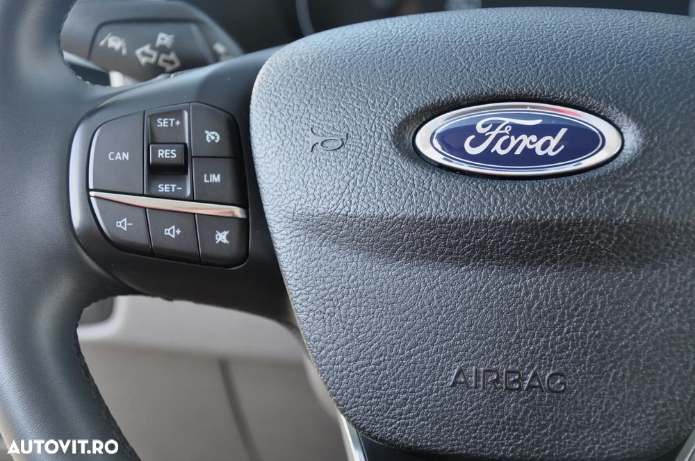 Ford Transit - 24