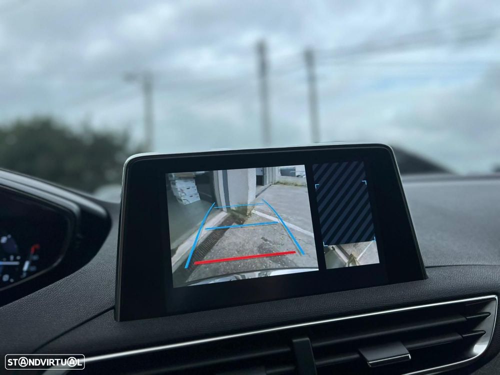 Peugeot 5008 1.5 BlueHDi Allure Pack EAT8 - 11