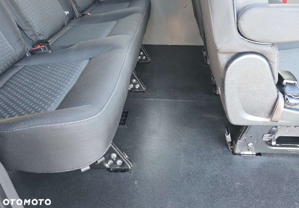 Ford Transit - 31