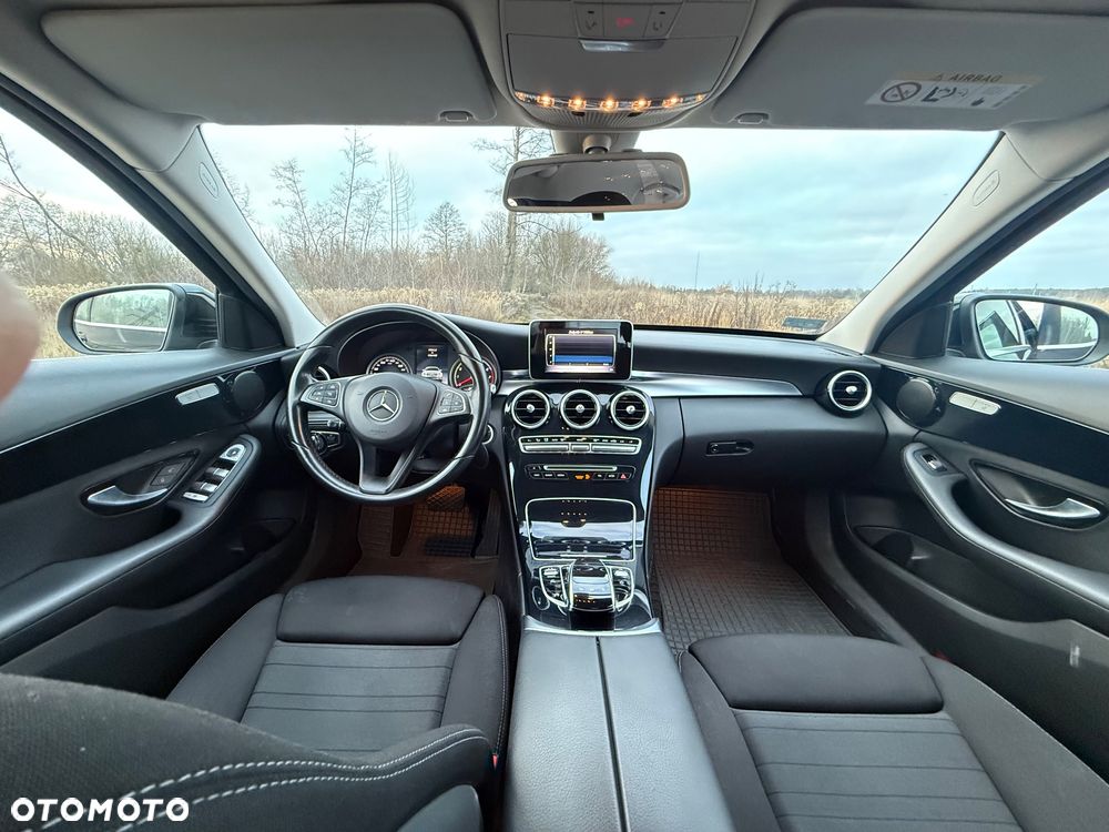 Mercedes-Benz Klasa C 180 7G-TRONIC - 9