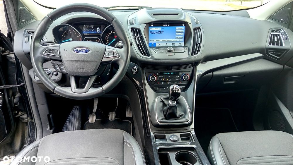 Ford Kuga 1.5 EcoBoost 2x4 ST-Line - 31