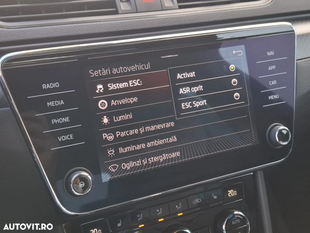 Skoda Superb 2.0 TSI 4X4 DSG Sportline - 25