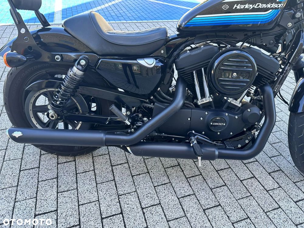 Harley-Davidson Sportster Iron 1200 - 11