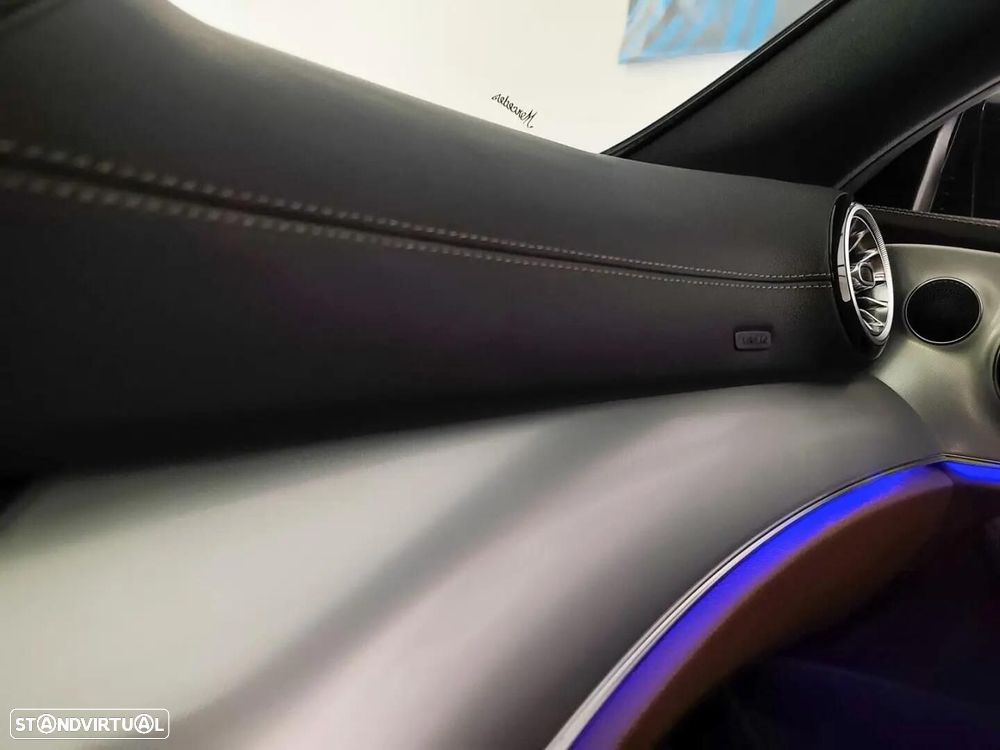 Mercedes-Benz E 220 — fotografia 17