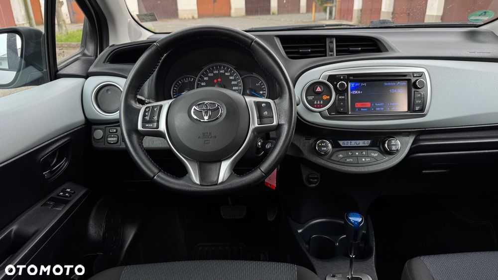 Toyota Yaris - 23