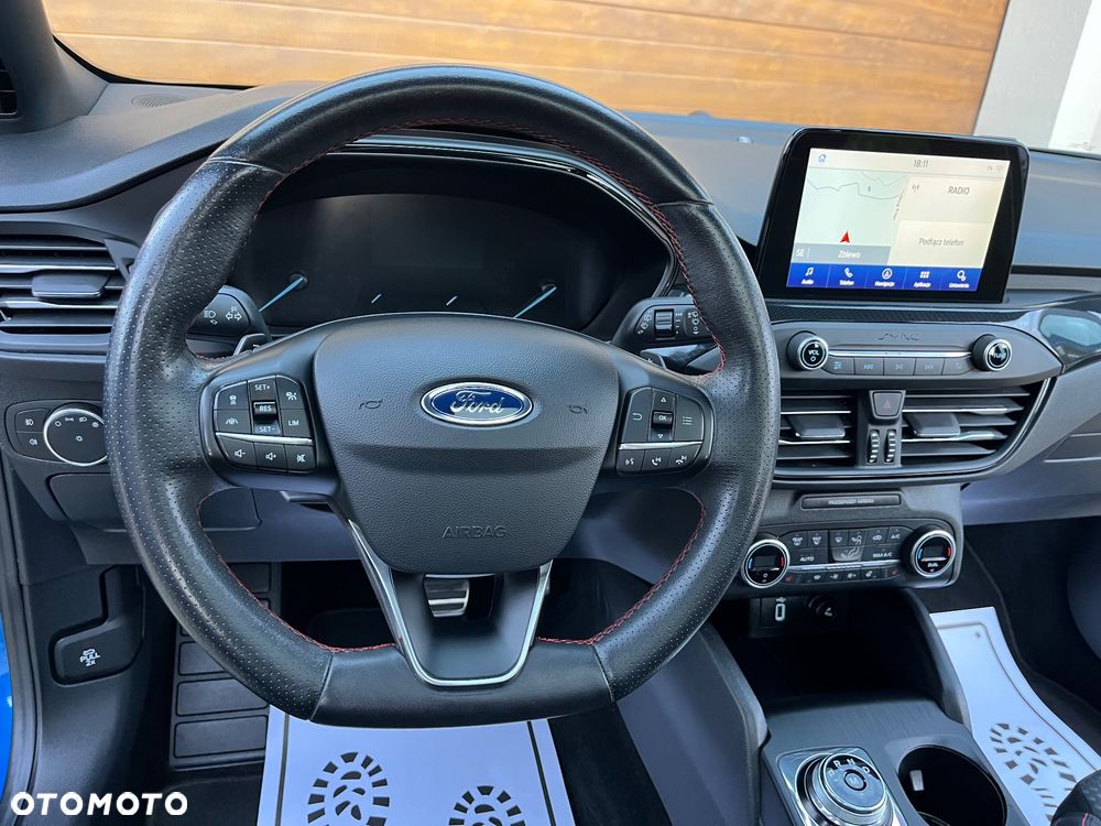 Ford Focus 1.5 EcoBlue Start-Stopp-System ST-LINE - 21