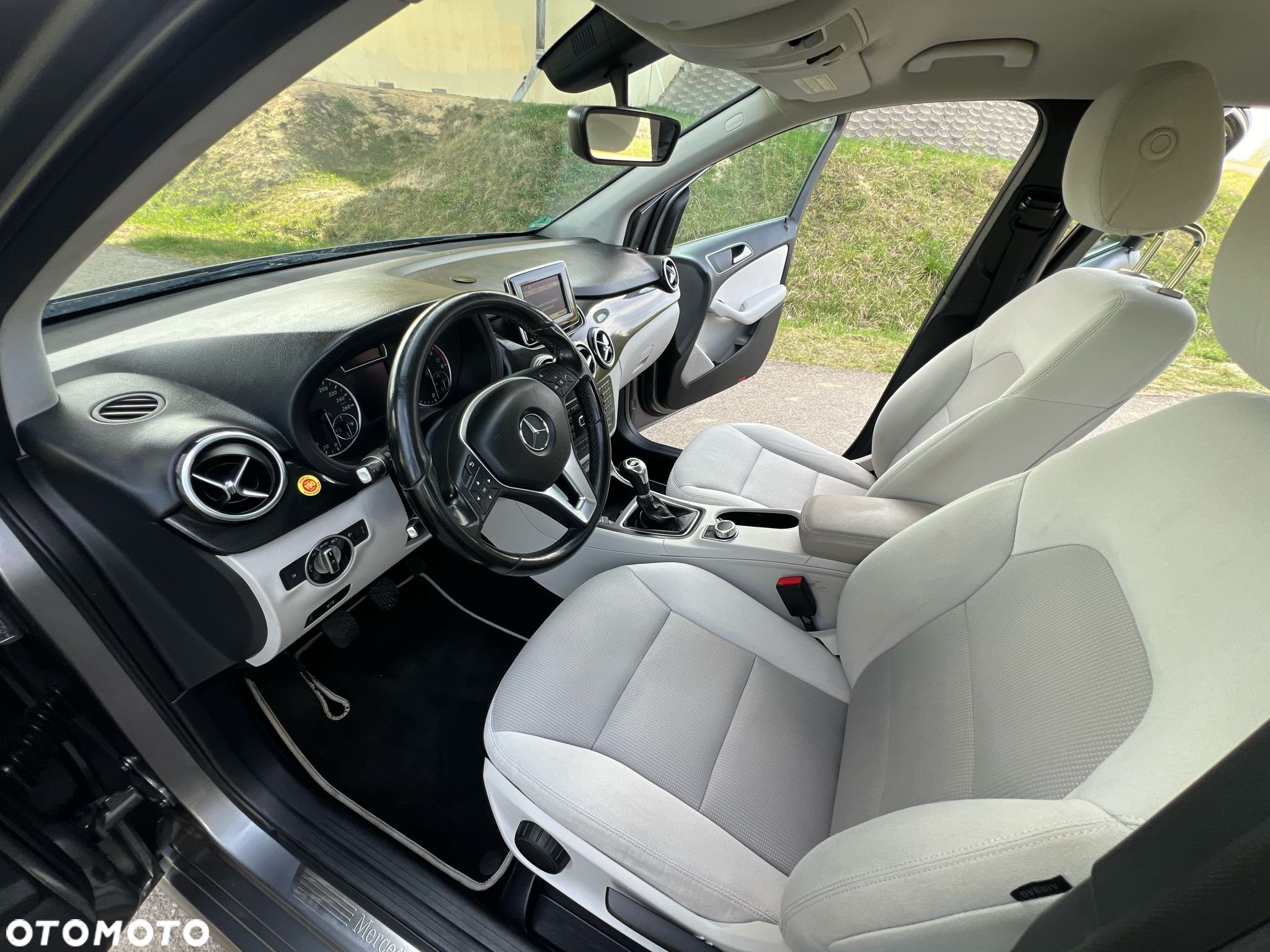 Mercedes-Benz Klasa B 180 CDI - 25