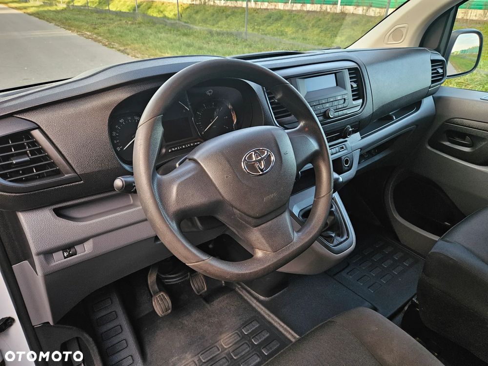 Toyota Proace - 30