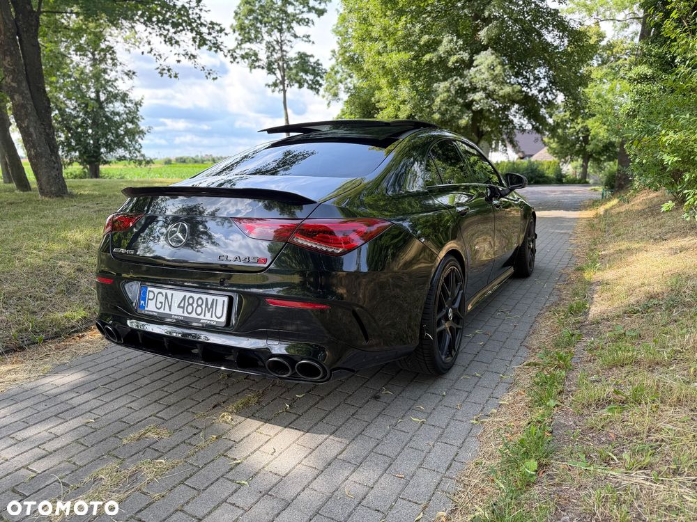 Mercedes-Benz CLA AMG 45 S 4-Matic 8G-DCT - 3