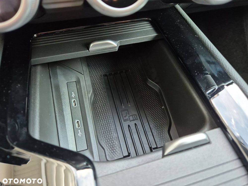 Skoda Superb 1.5 TSI mHEV L&K DSG - 39