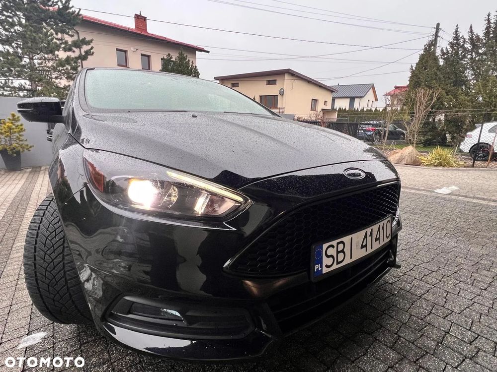 Ford Focus 2.0 EcoBoost ST-2 - 16