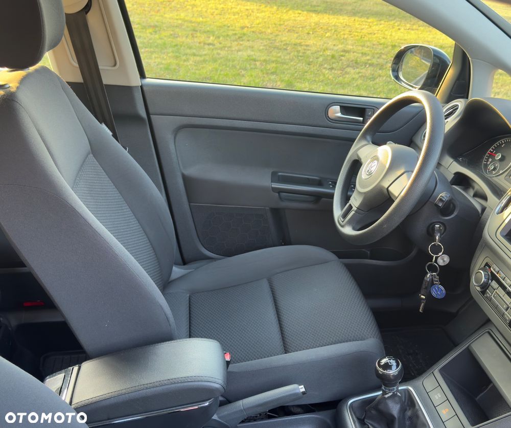 Volkswagen Golf Plus 1.6 TDI DPF BlueMotion Technology Trendline - 16