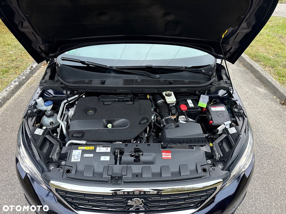 Peugeot 308 - 33
