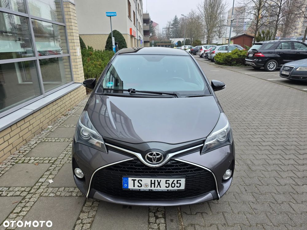 Toyota Yaris 1.33 Selection Platinum - 2