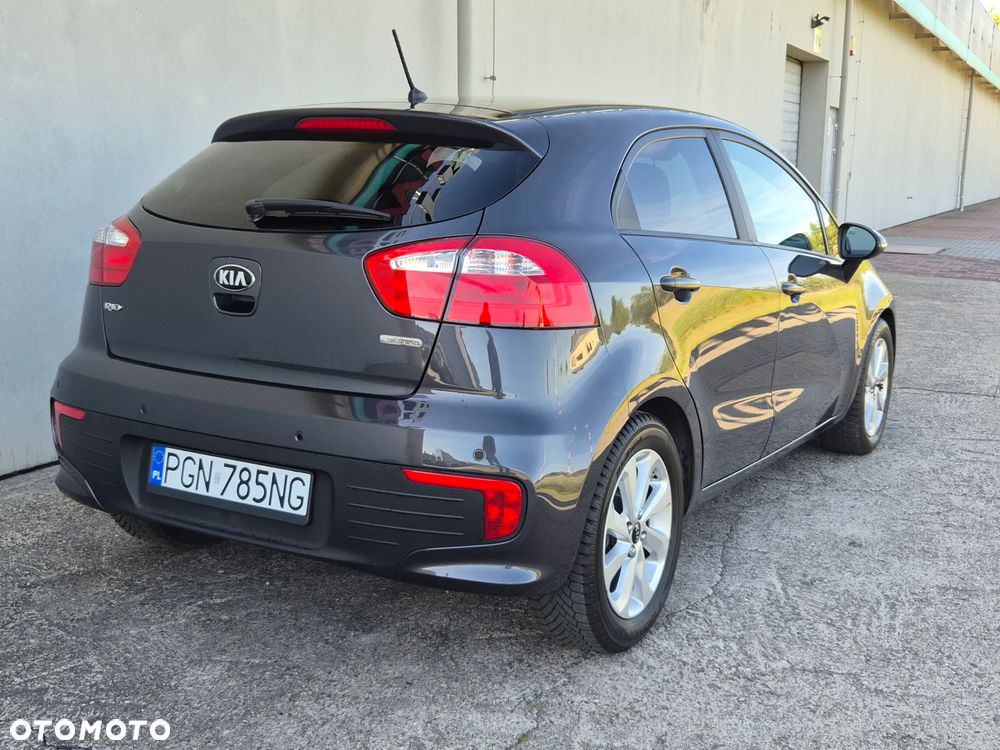 Kia Rio 1.2 Dream Team Edition - 3