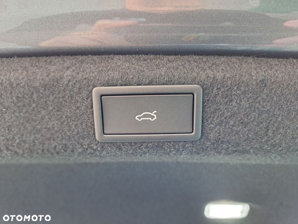 Skoda Superb 2.0 TDI SCR 4x4 Edition 130 DSG - 11