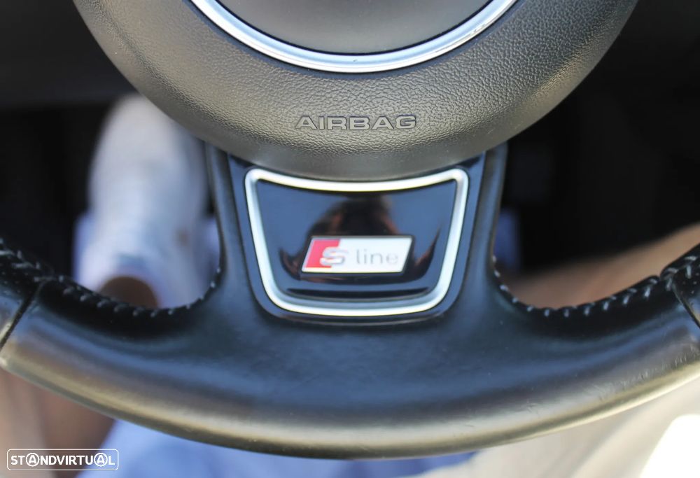 Audi A5 Cabrio 2.0 TDI DPF multitronic - 32