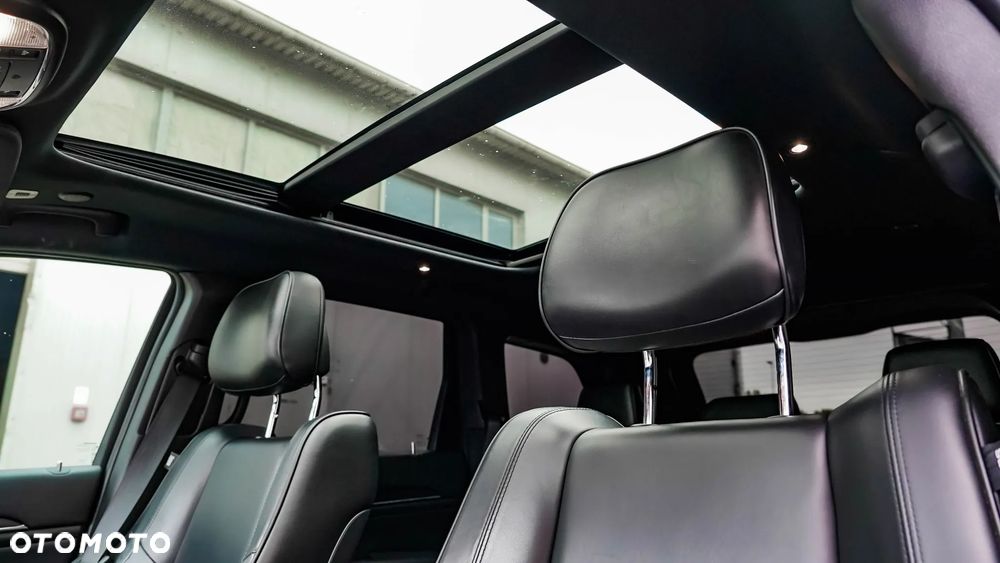 Jeep Grand Cherokee - 16