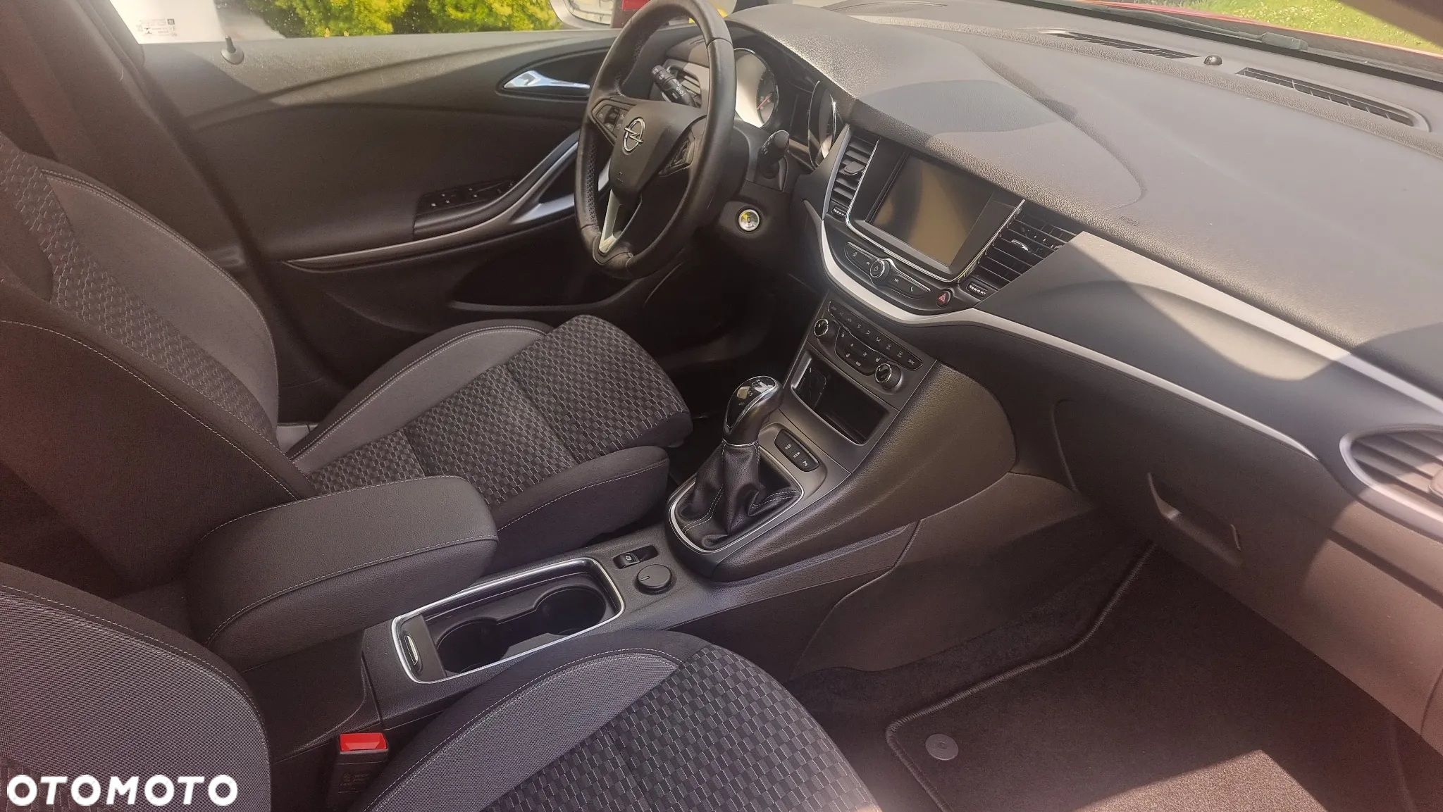 Opel Astra 1.5 D Start/Stop Sports Tourer Edition - 18