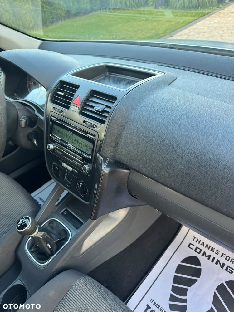 Volkswagen Golf 1.9 TDI DPF Comfortline - 25