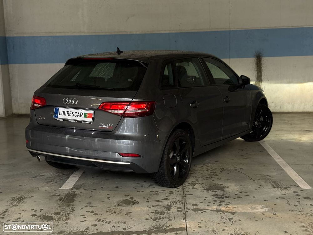 Audi A3 Sportback 1.6 TDI Sport S tronic - 37